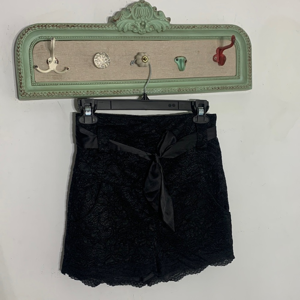 Guess x Marciano high waisted lace black Shortie shorts small